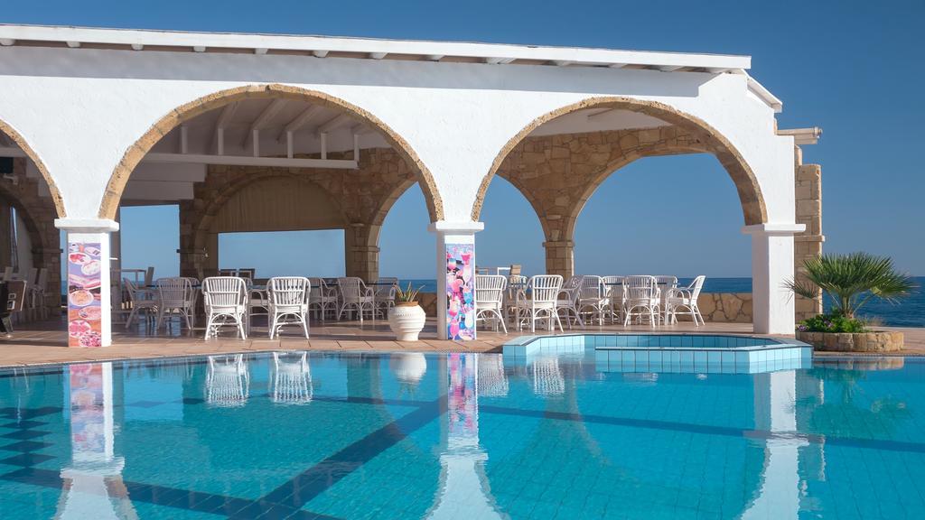 Pyrgos Beach Hotel Apartments Малія Екстер'єр фото