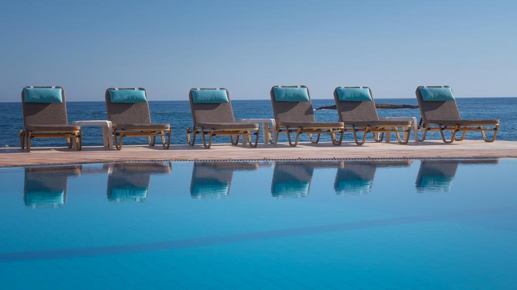Pyrgos Beach Hotel Apartments Малія Екстер'єр фото