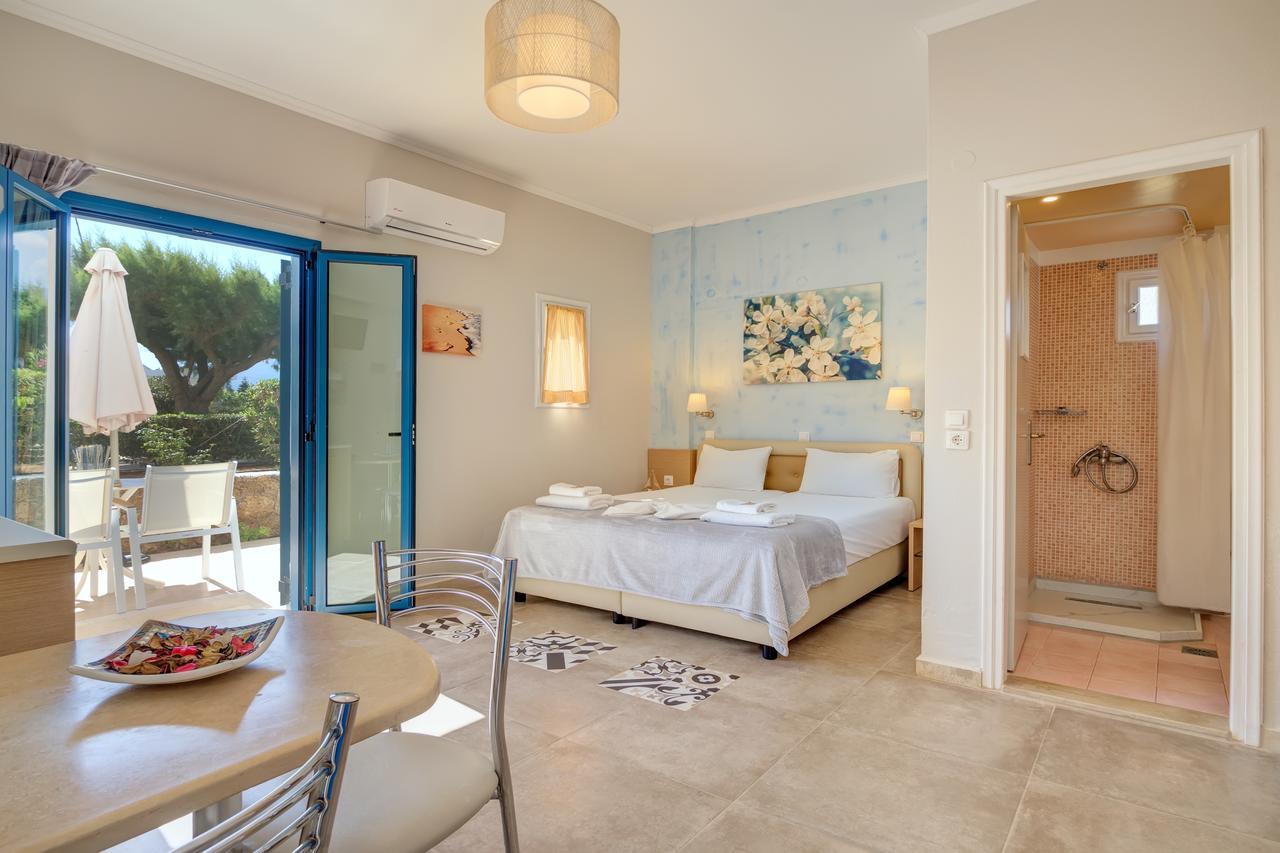 Pyrgos Beach Hotel Apartments Малія Екстер'єр фото