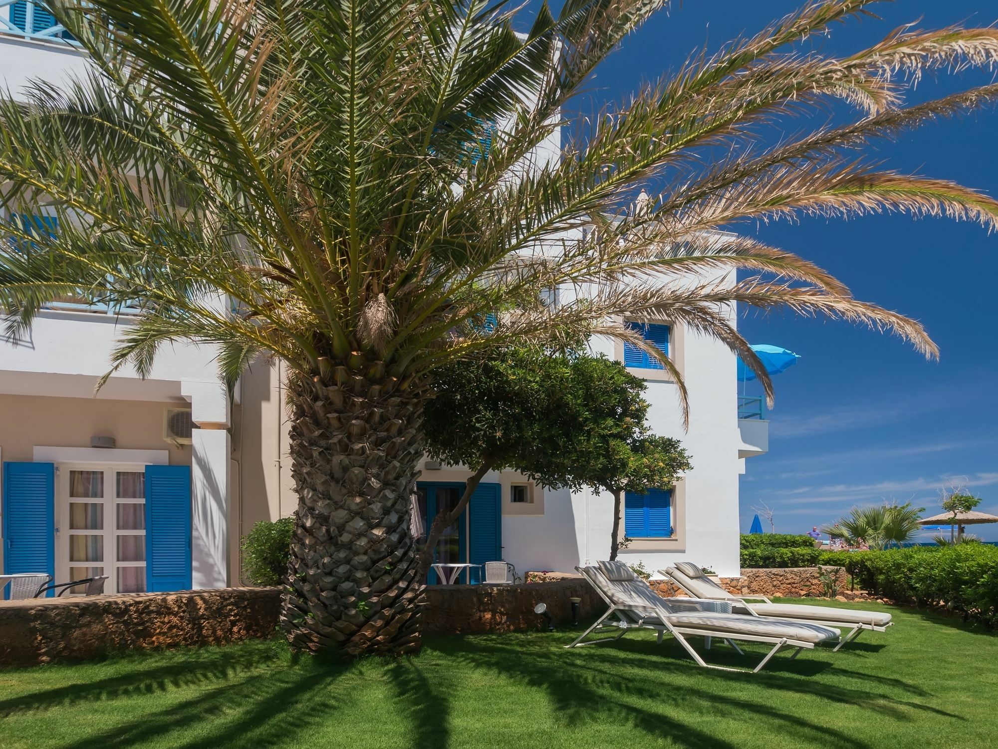 Pyrgos Beach Hotel Apartments Малія Екстер'єр фото